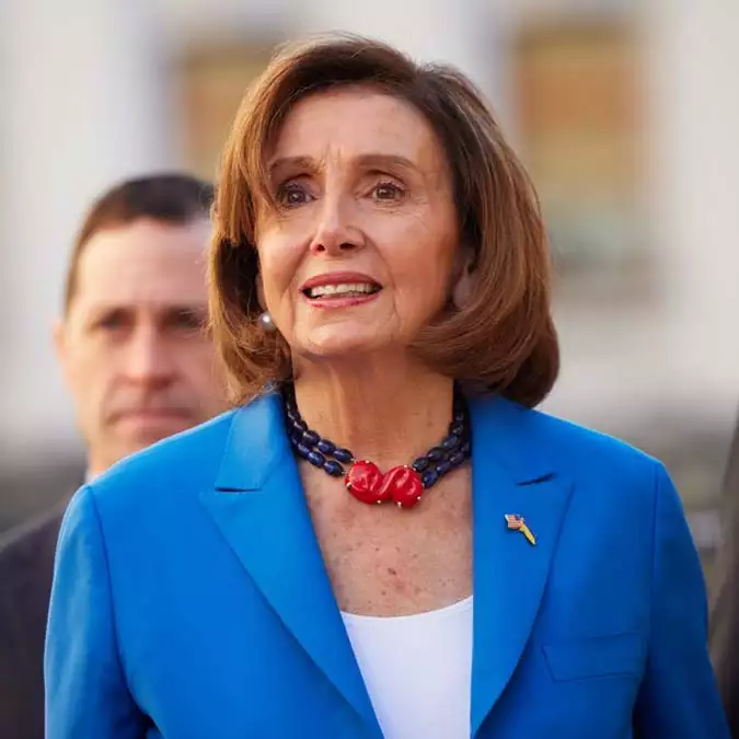 Nancy pelosi ukrayna'da