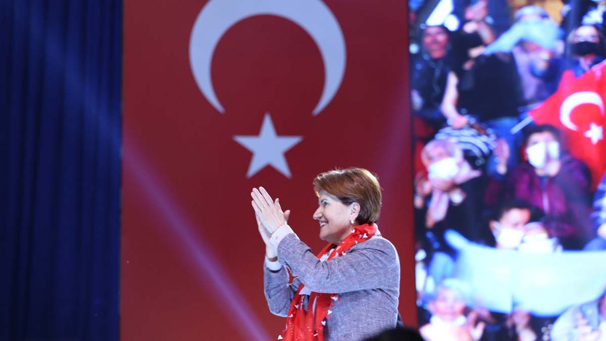 Anne emektir, vazifedir, fedakarlıktır