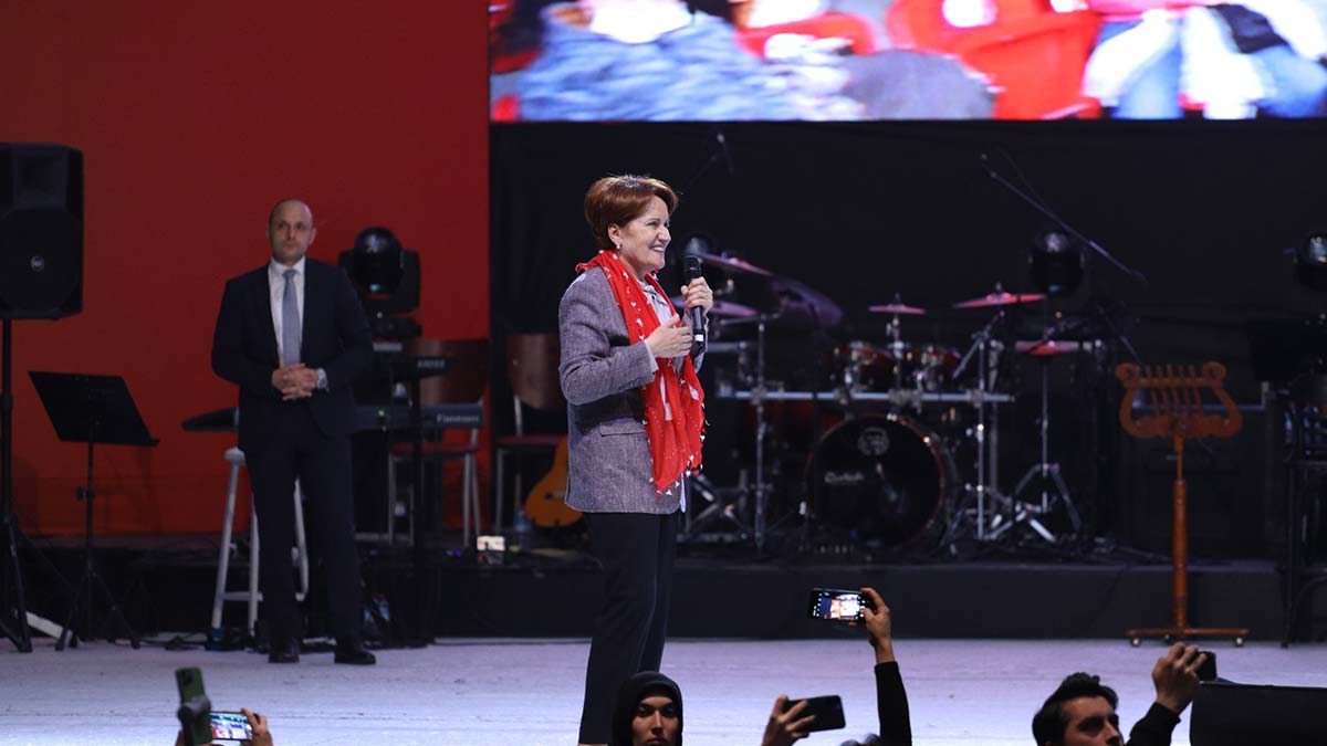 Anne emektir, vazifedir, fedakarlıktır