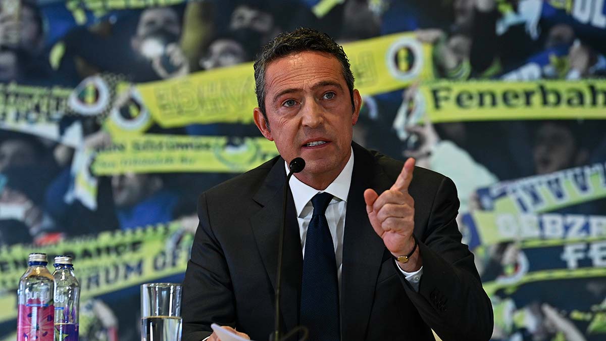 2010-11 şampiyonuyuz diyerek kendinizi kandırıyorsunuz