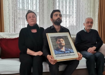 Emre'nin intihar ettiğine inanmıyoruz
