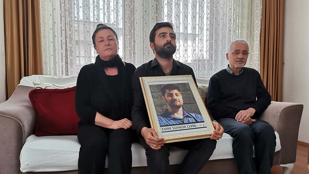 Emre'nin intihar ettiğine inanmıyoruz