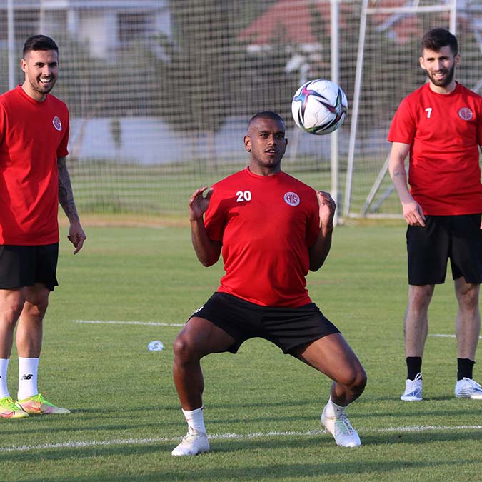 Antalyaspor yenilmezlik rekorunu kıracak