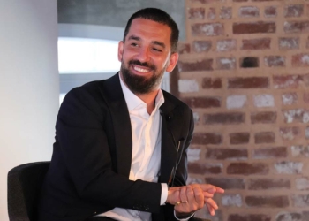 Arda Turan 2022'nin en sevilen futbolcusu seçildi