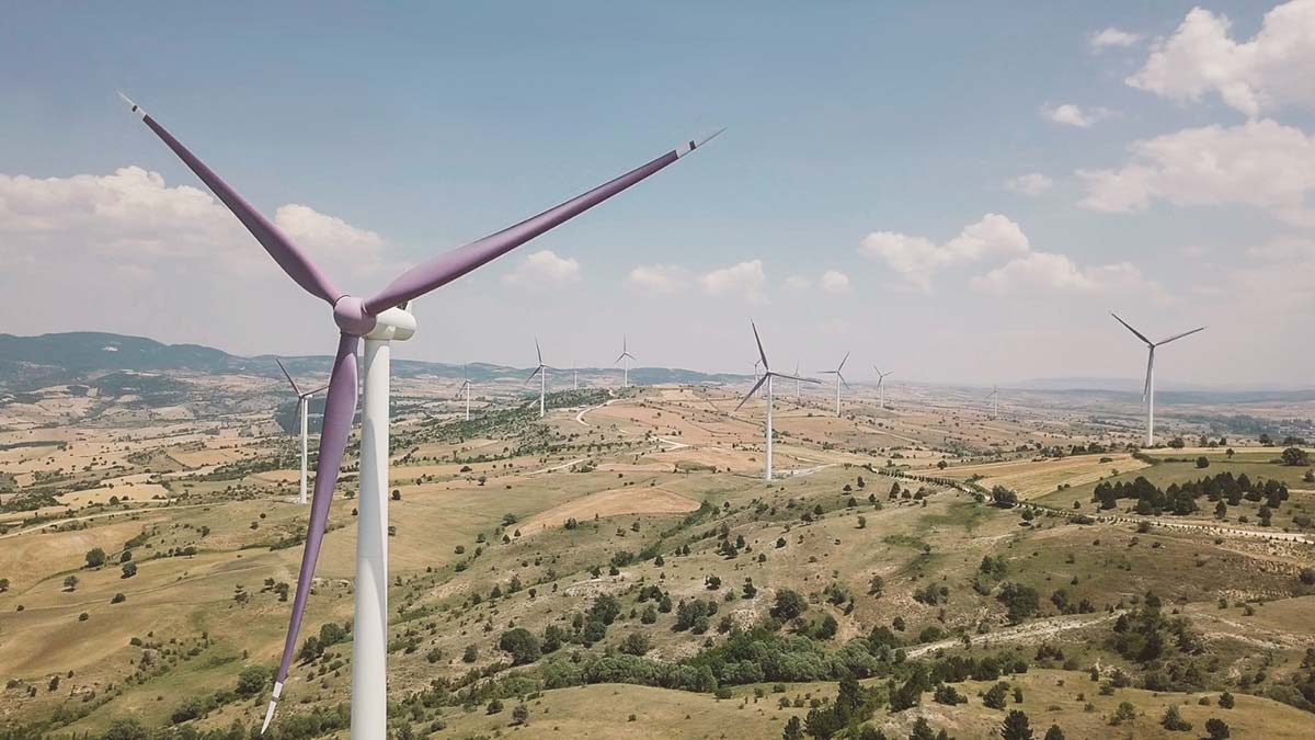 Aydem Yenilenebilir enerji gelirini 3 kat artırdı