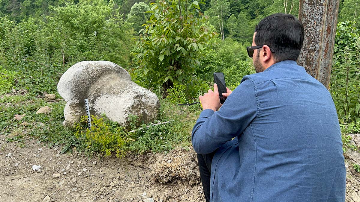 Heyelanda Phallos bereket objesi buldu