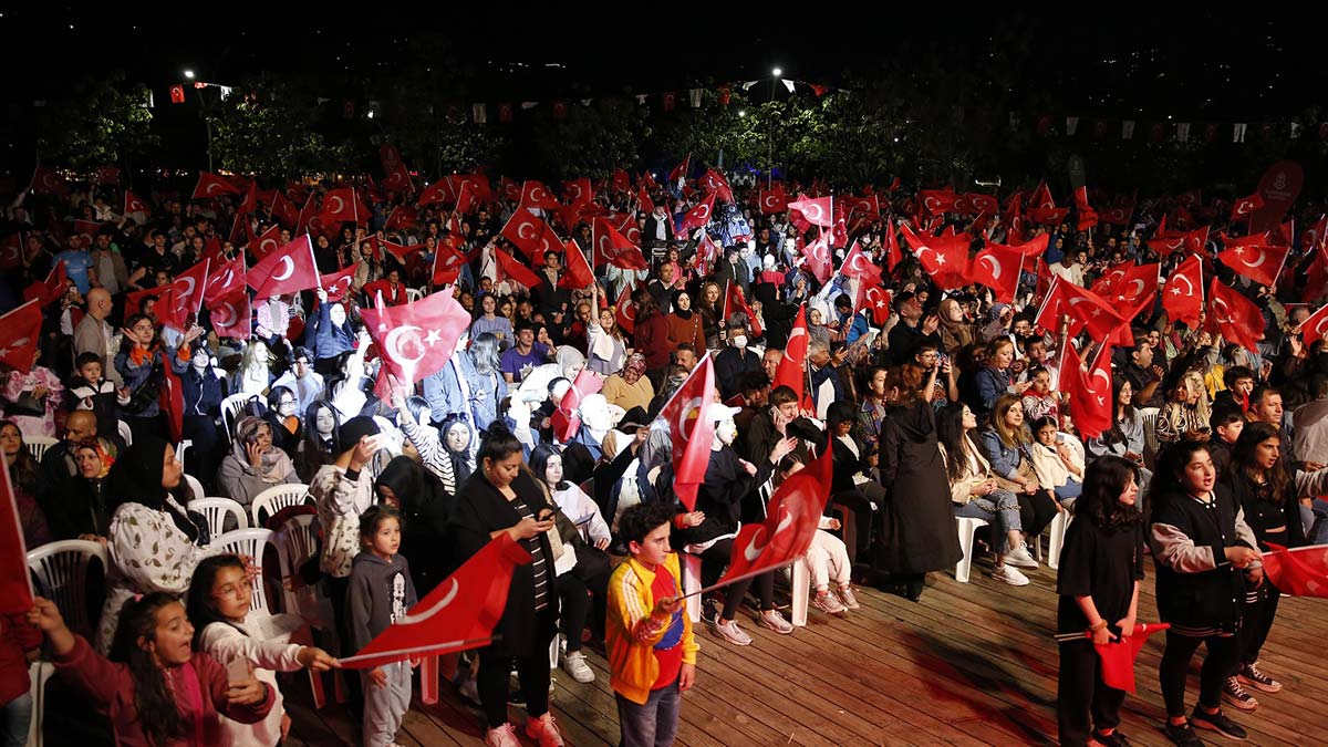 Başakşehir'de 19 Mayıs kutlandı