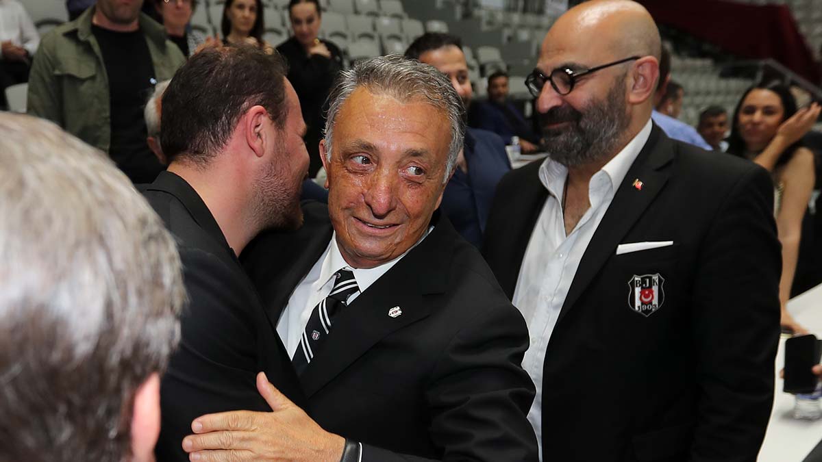 Ahmet Nur Çebi yeniden başkan seçildi