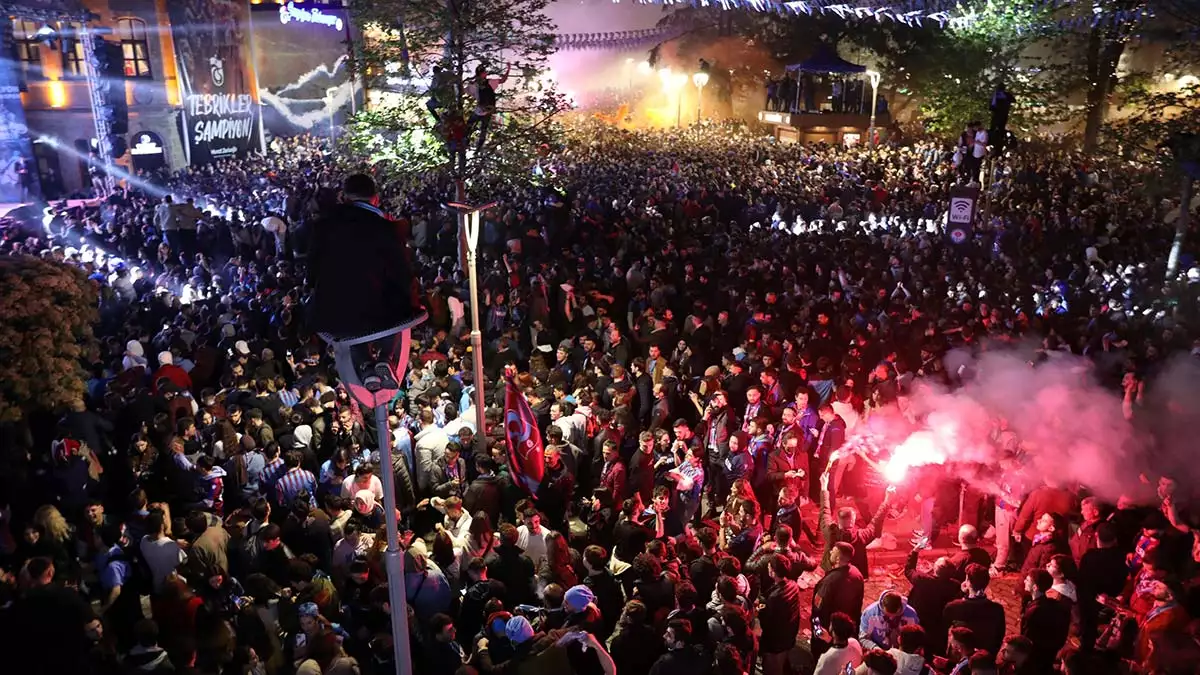Trabzonspor'da şampiyonluk kutlamaları