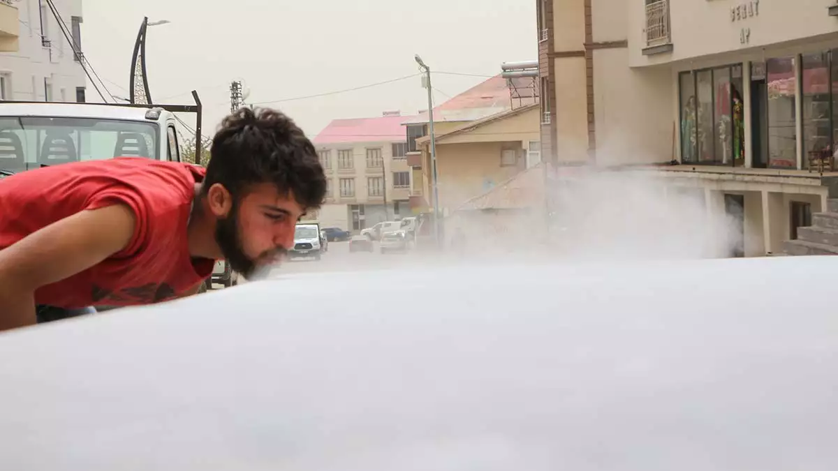 Suriye'den gelen çöl tozu taşınımı etkili oldu