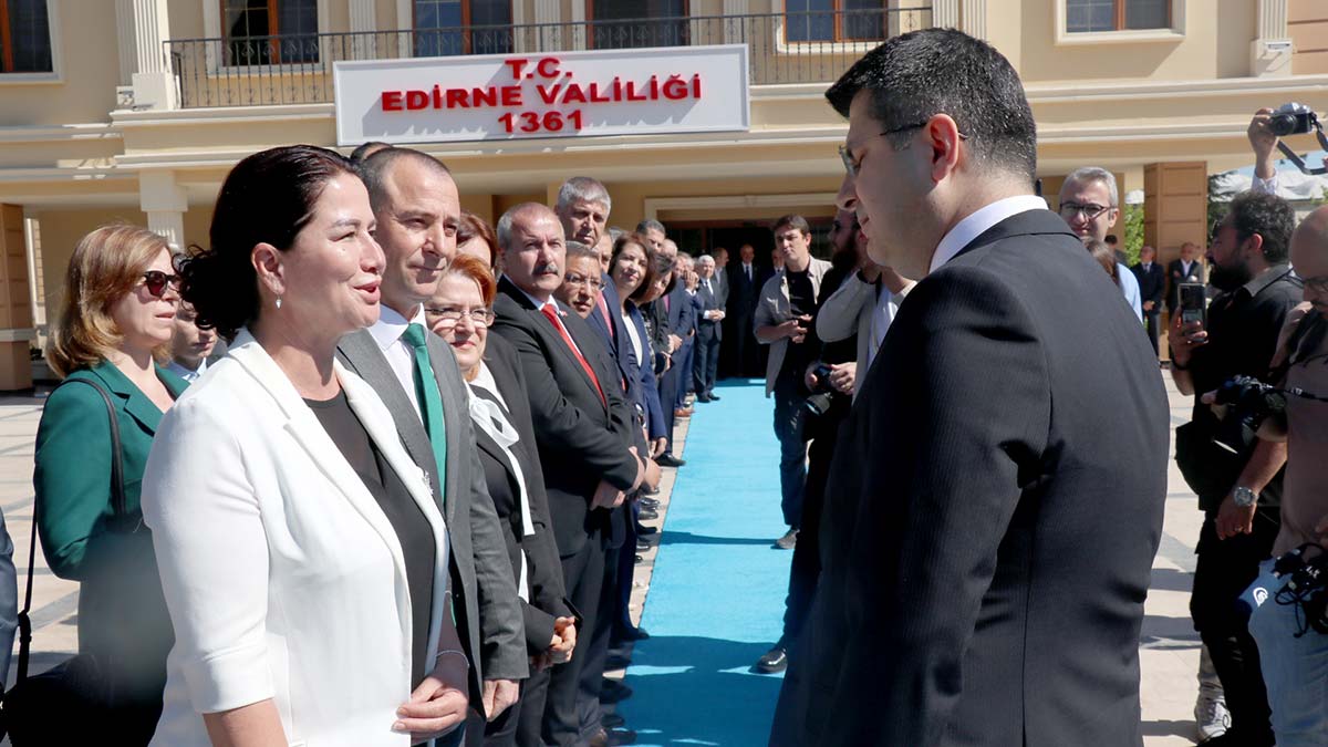 Bizlere düşen, şehrin geleceğini birlikte planlamak