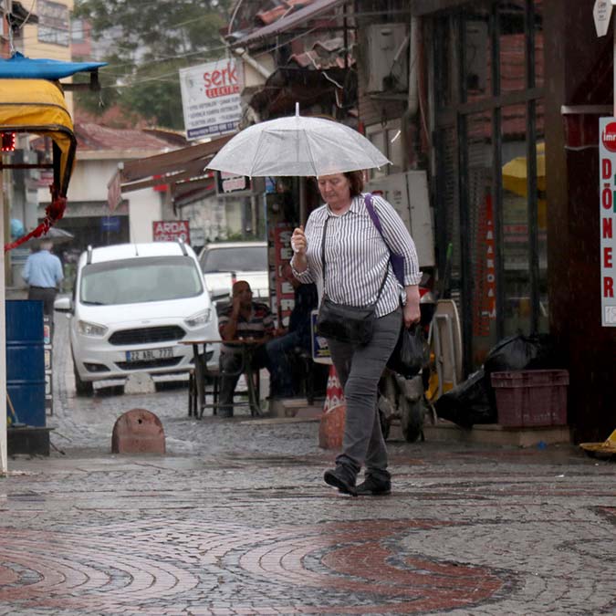 Edirne'de sağanak yağış