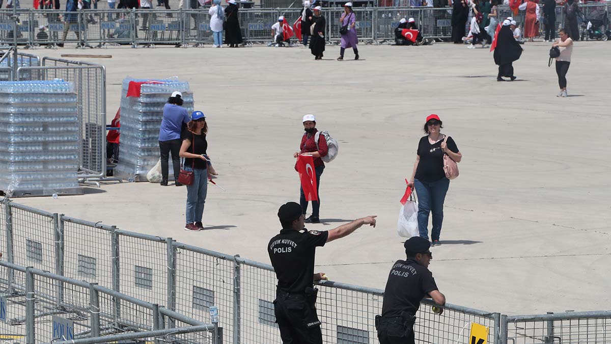 Atatürk Havalimanı'nda hareketlilik