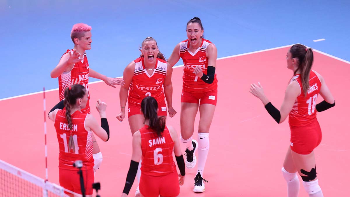 Filenin Sultanları FIVB Milletler Ligi'ne galibiyetle başladı
