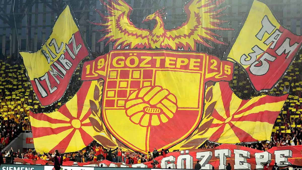 Göztepe'de taraftarlar gurur tablosu oluşturdu