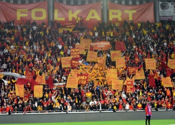 Göztepe'de taraftarlar gurur tablosu oluşturdu