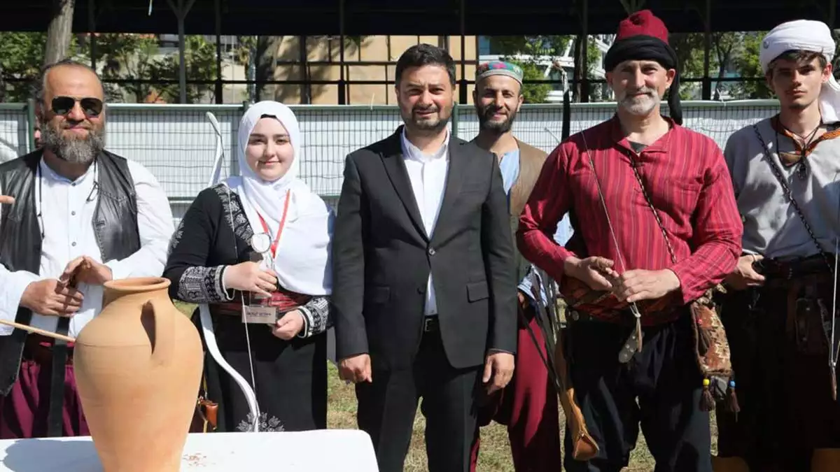 Geleneksel okçuluk şöleni başladı