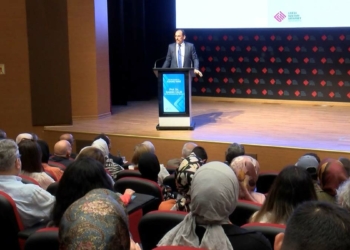 İbrahim Kalın üniversiteli öğrencilere son dersini verdi
