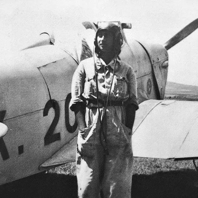 İlk kadın pilotlardan madelet grabbe başusta'ya madalya