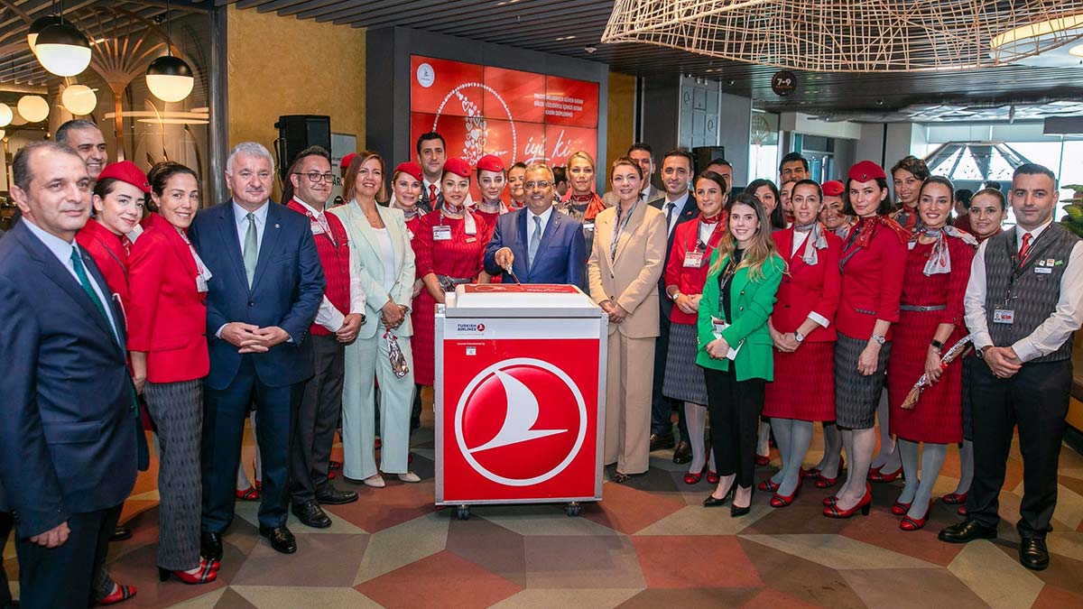 Kabin Memurları günü için eğlence düzenlendi