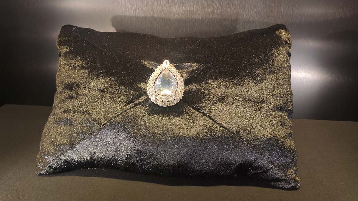 Kaşıkçı Elması çalındı mı?