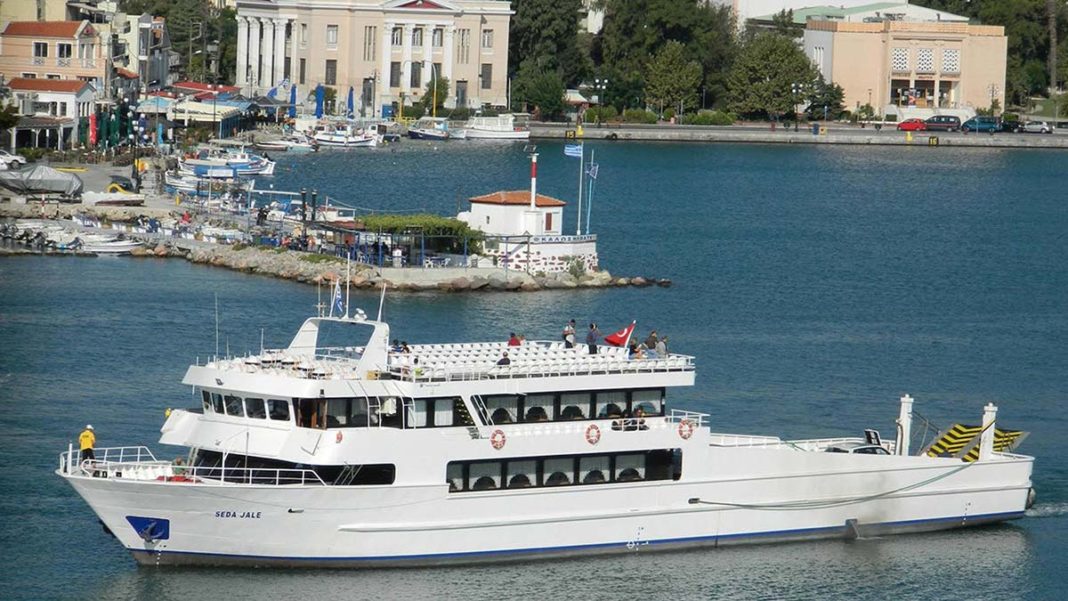 Yunan adalarına feribot seferleri tam kapasite