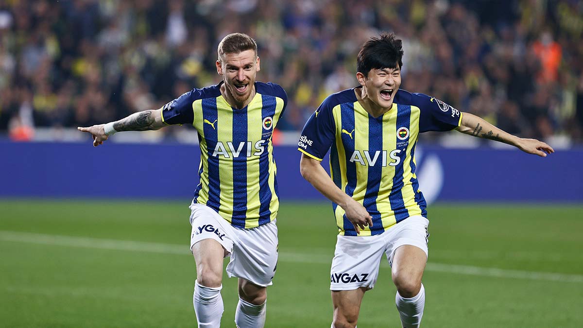 Spor Toto Süper Lig'de sezon sonunda ortaya çıkan istatistiklere bakıldığında Fenerbahçe ofansif anlamda birçok parametrede zirvede yer alıyor.