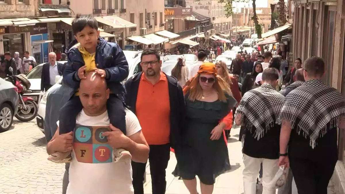 Mardin'de ramazan bayramı sonrası turist yoğunluğu