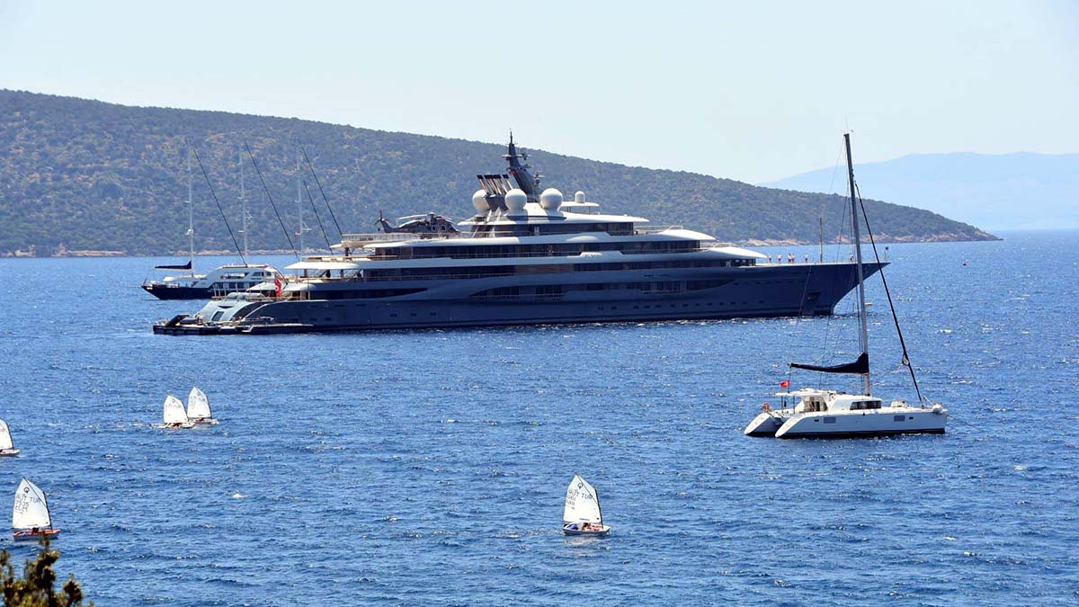 Flying Fox Bodrum'a demir attı