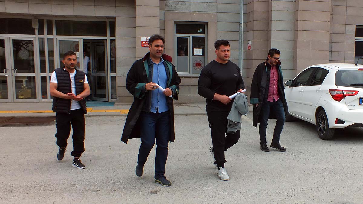 Rıza Kayaalp adli kontrol şartıyla serbest bırakıldı