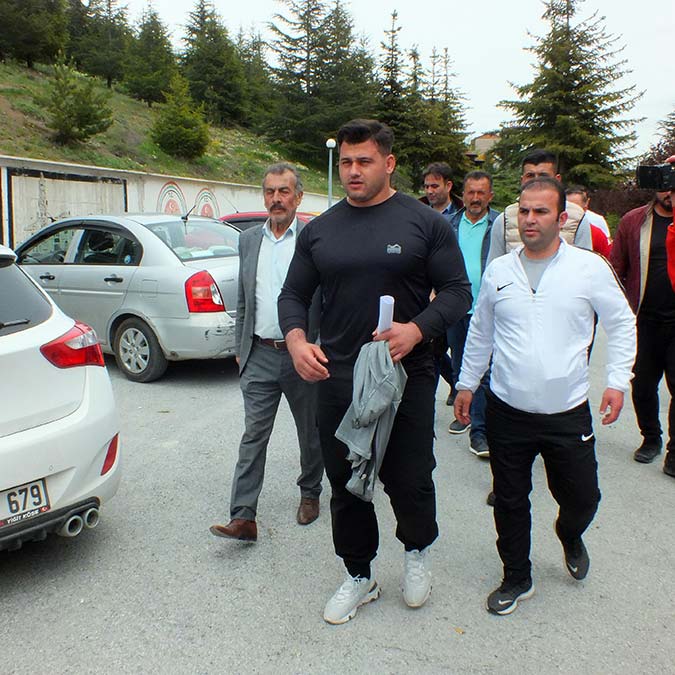 Rıza Kayaalp adli kontrol şartıyla serbest bırakıldı