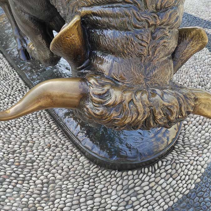 Boğa Heykeli restorasyonu tamamlandı