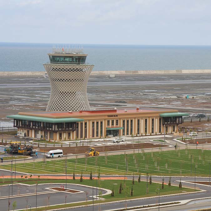 Rize-Artvin Havalimanı'nın terminal binaları kayda alındı