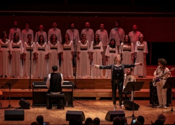 Ege'nin iki yakası bu konserde buluştu