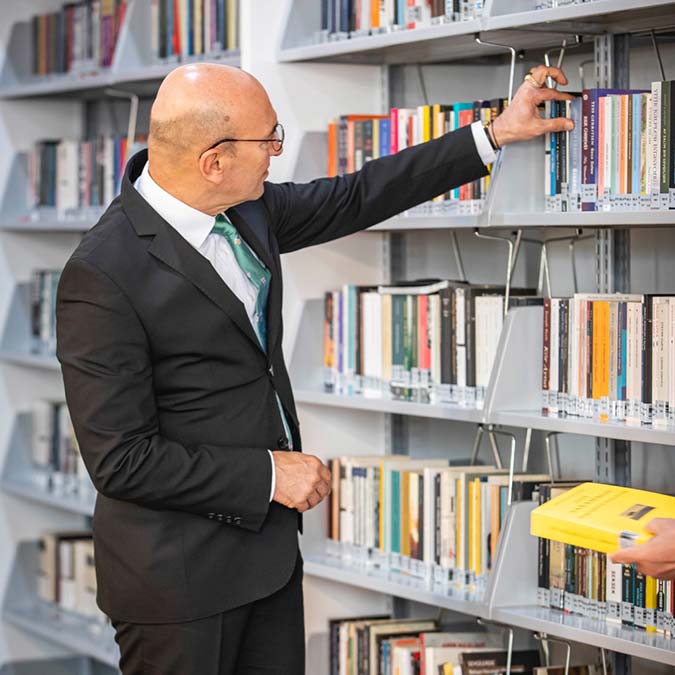 “Her Mahalleye Bir Kütüphane” kampanyası sürüyor. Kütüphaneler 8 mahallede hizmete alındı.