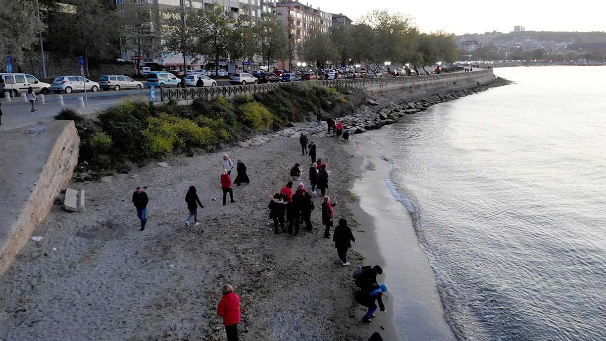 Tekirdağ'da Hıdırellez dilekleri denize atıldı