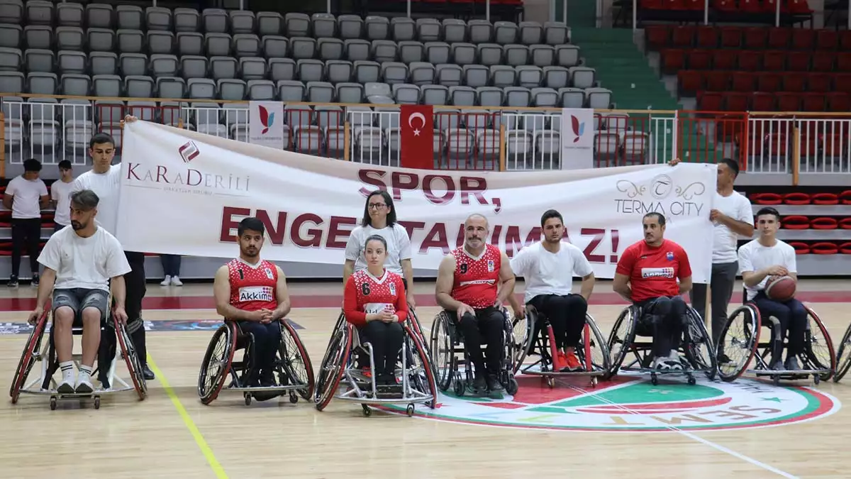 Yalova ortopedik spor kulübü (yosk) tekerlekli sandalye basketbol takımı, terma city personeliyle empati maçı yaptı.