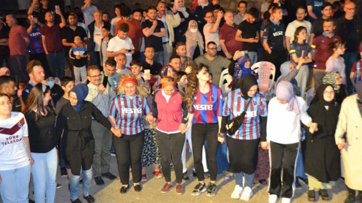 Trabzonsporun sampiyonlugu kirikhanda kutlandi 5353 dhaphoto10 - spor haberleri, futbol haberleri - haberton
