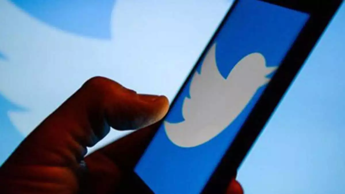 Twitter ve orada oluşan nefret söylemleri ile ilgili bilgi veren yeni medya uzmanı dr. Merve zeynep sarıbek, "twitter nefret söyleminin en kolayca yayıldığı bir ekosistem haline geldi" dedi.