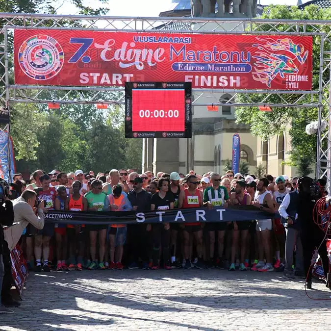 7'nci uluslararası edirne maratonu koşuldu