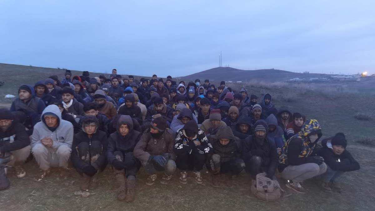 Van'ın İran sınır hattında 101 Afgan yakalandı