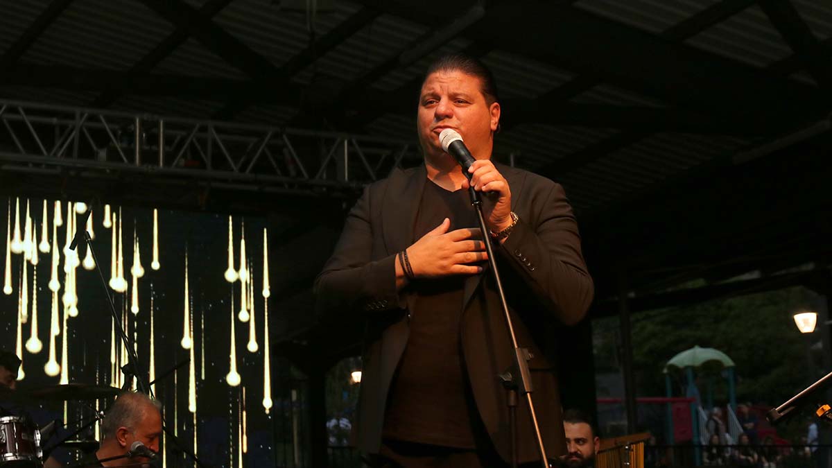 Aşıkpaşa Kapalı Pazar Yeri Kubat konseriyle açıldı