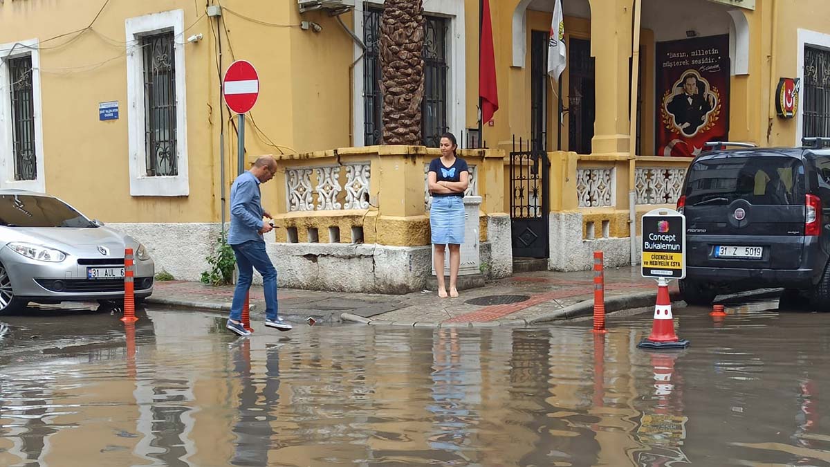 Adana, Hatay ve Niğde'de sağanak