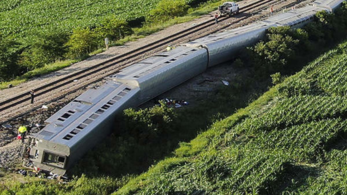 ABD'de tren kazası; 3 ölü 50 yaralı