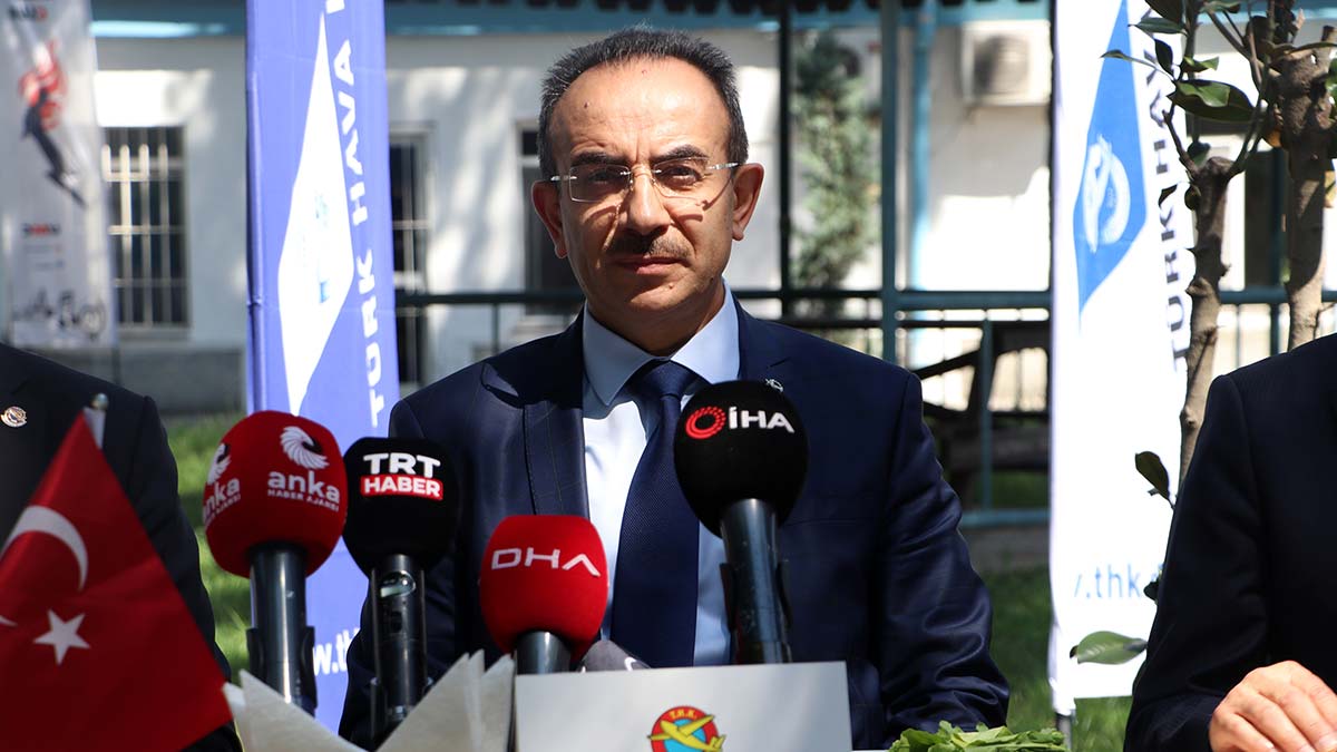 4 THK uçağı yangınlarla mücadele edecek