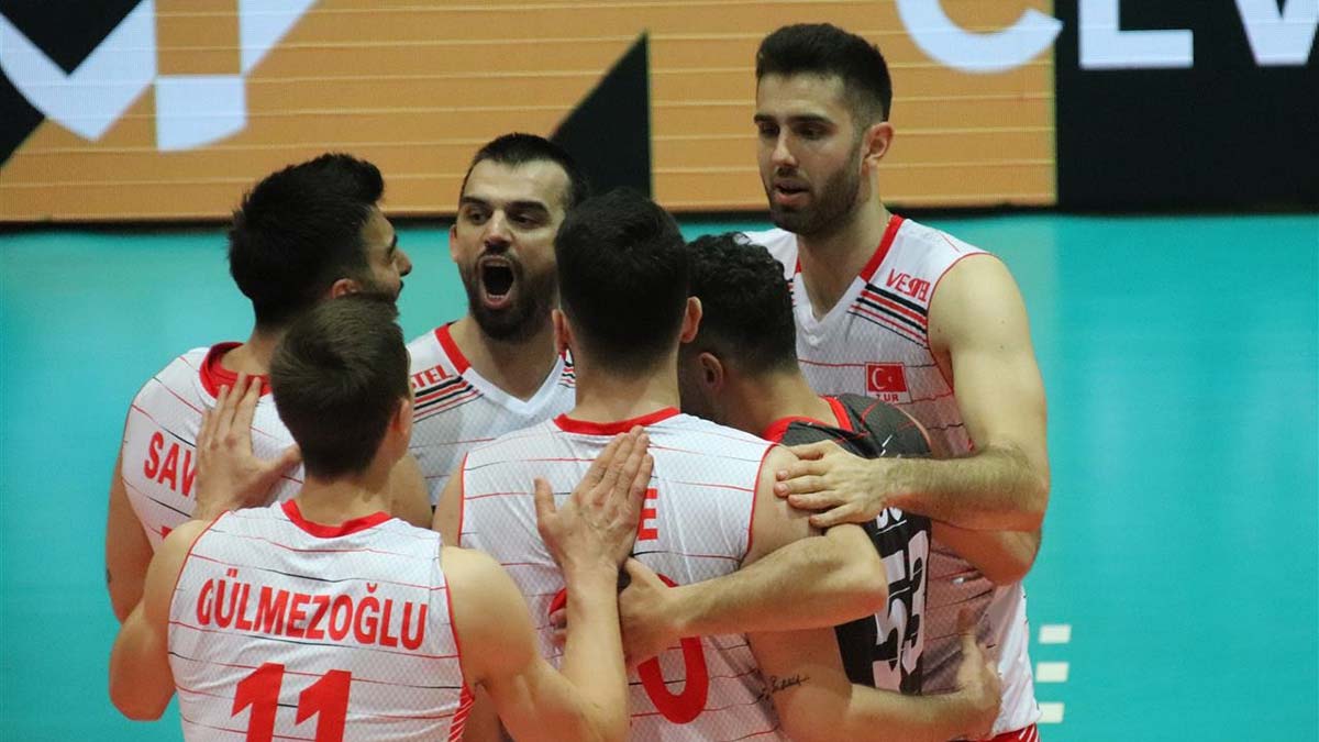A Milli Erkek Voleybol Takımı 2'de 2 yaptı