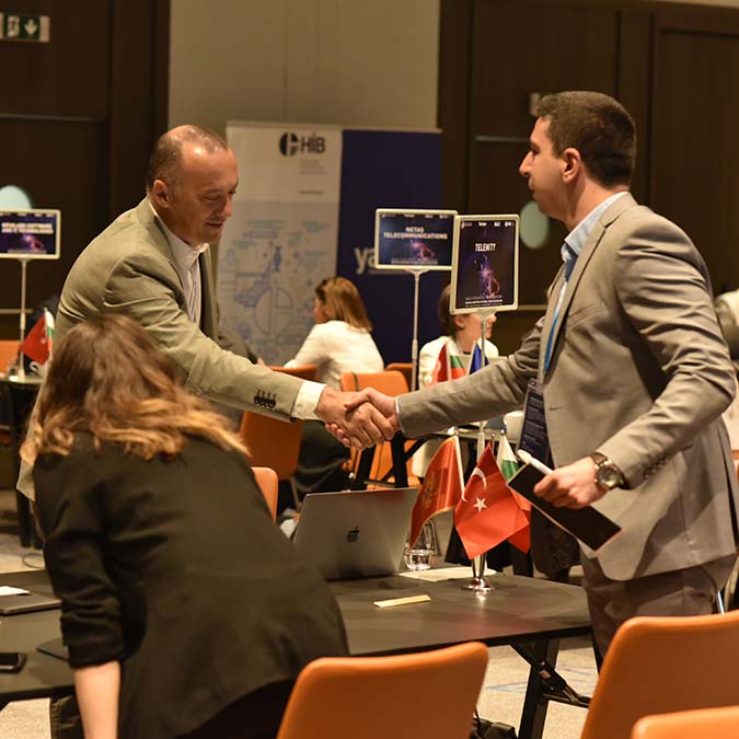 Bilişim sektörü Balkan çıkarması