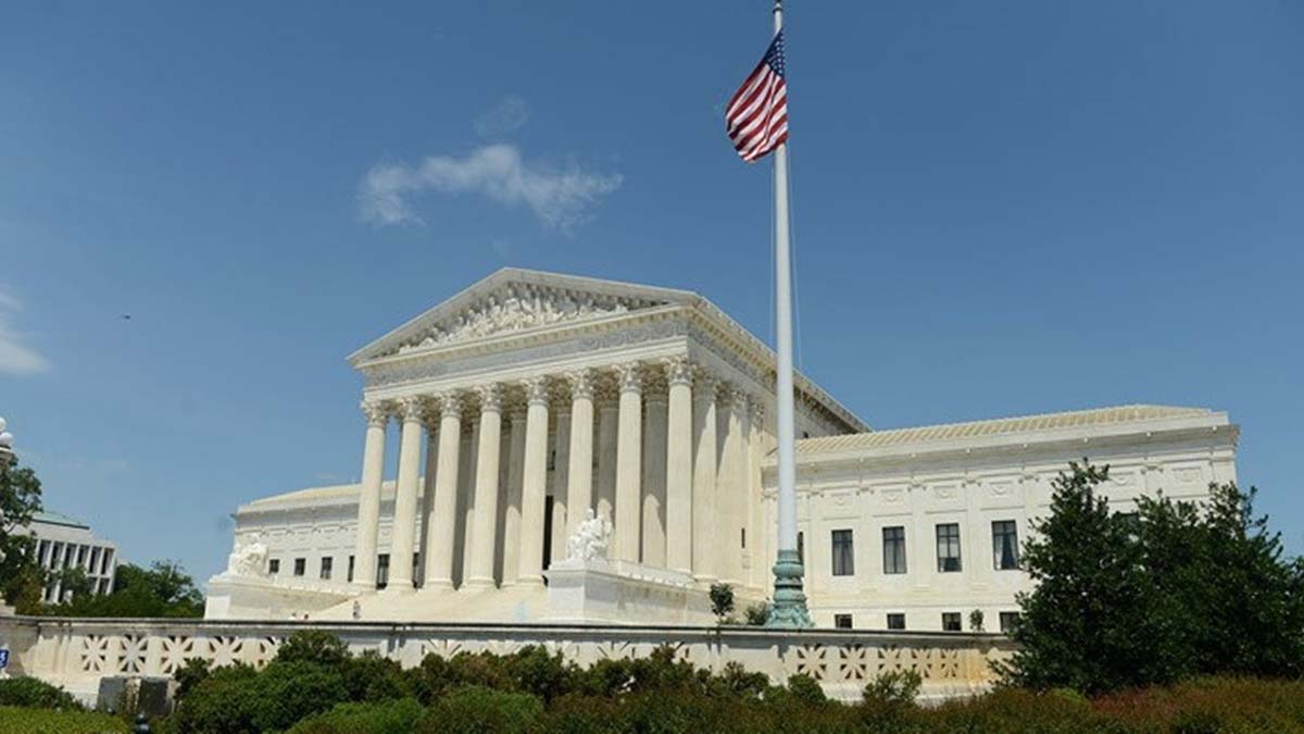 ABD'de silaha koruma ve kürtaja yasak kararı