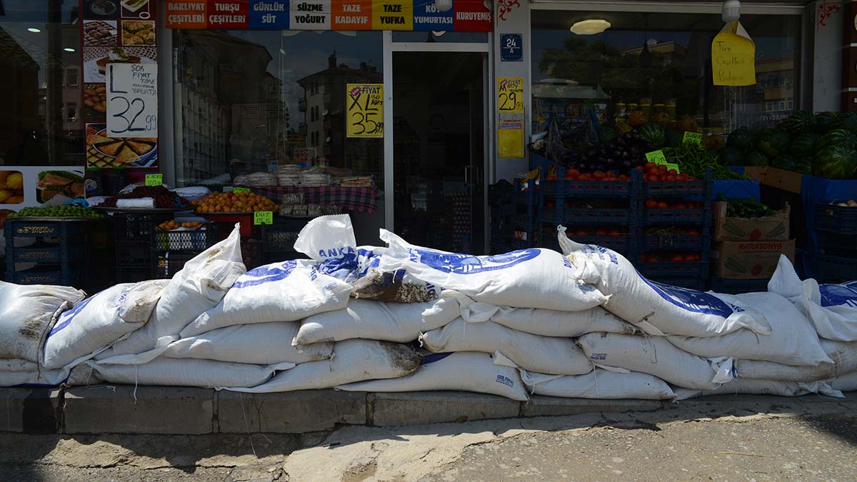 Akyurt'ta su baskınına karşı önlemler alınıyor