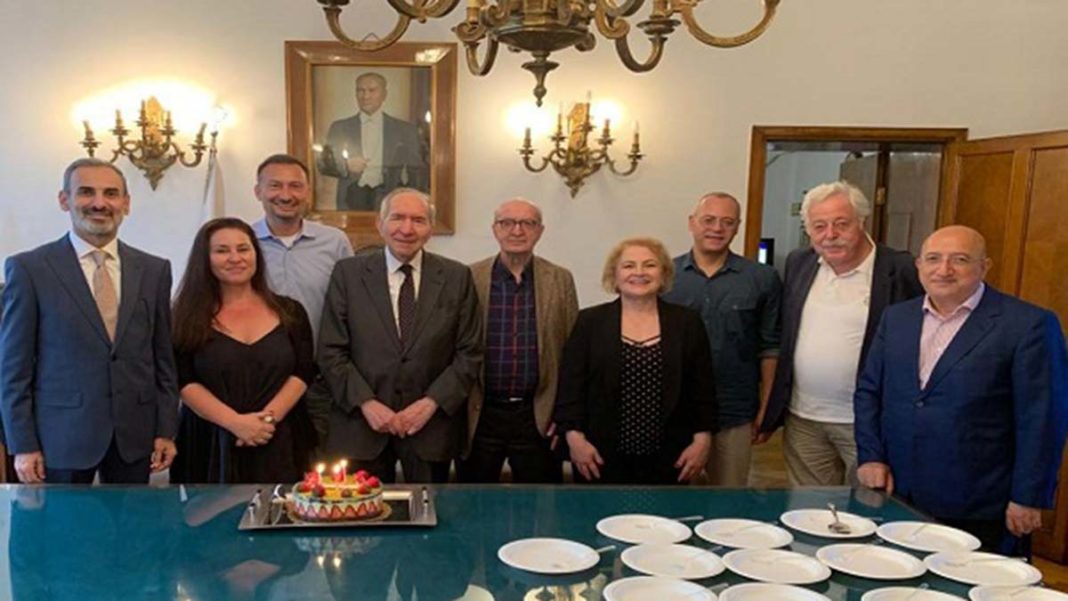 TGC, Altan Öymen'in 90. yaş gününü kutladı